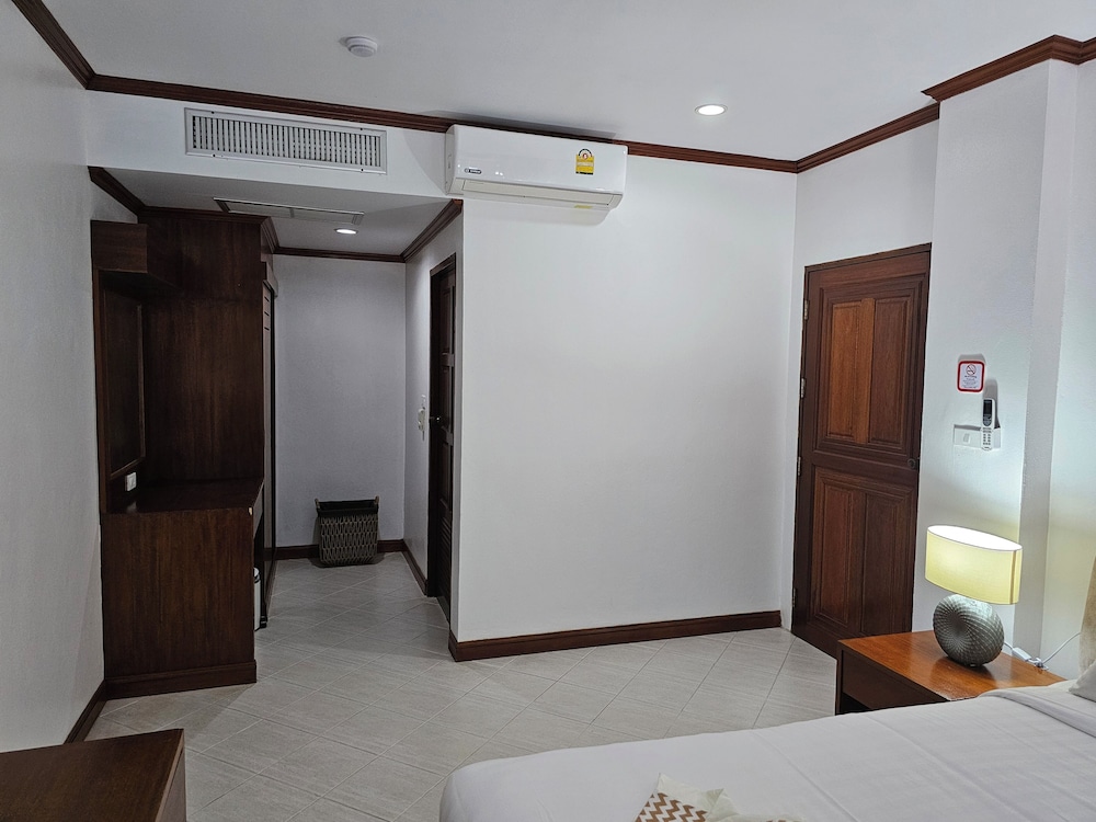 Standard Apartment, 2 Bedrooms, Terrace, Pool View - Photo 22