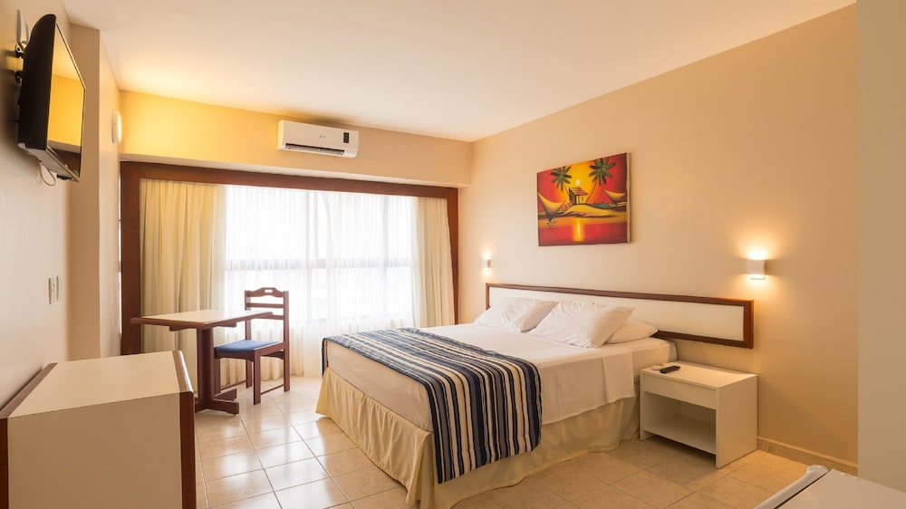 Deluxe Room, Pool View photo 2