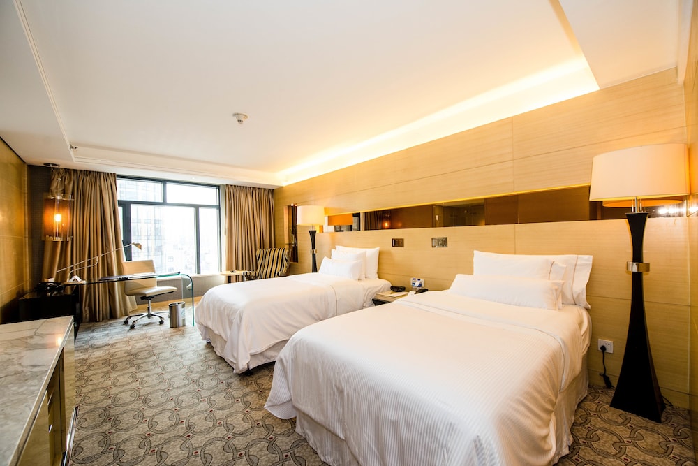 Room, 2 Twin Beds, City View photo 3