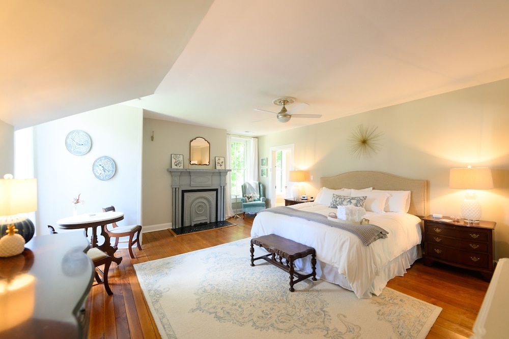 Luxury Room