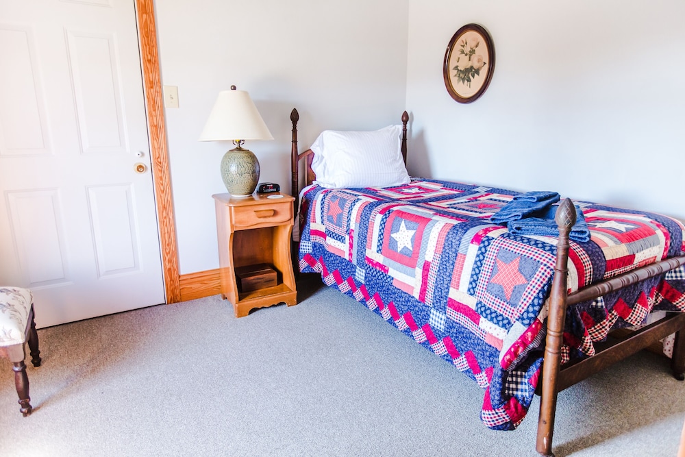 Family Suite, Multiple Bedrooms, Private Bathroom, Bay View photo 2