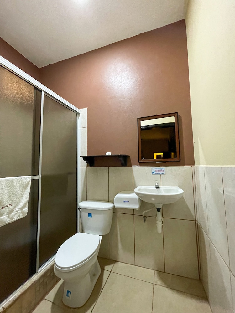 Standard Triple Room photo 2