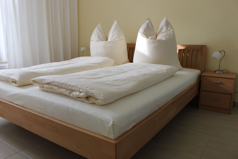 Deluxe Apartment, 1 Bedroom, Non Smoking, Kitchenette (Pillnitz) photo 2