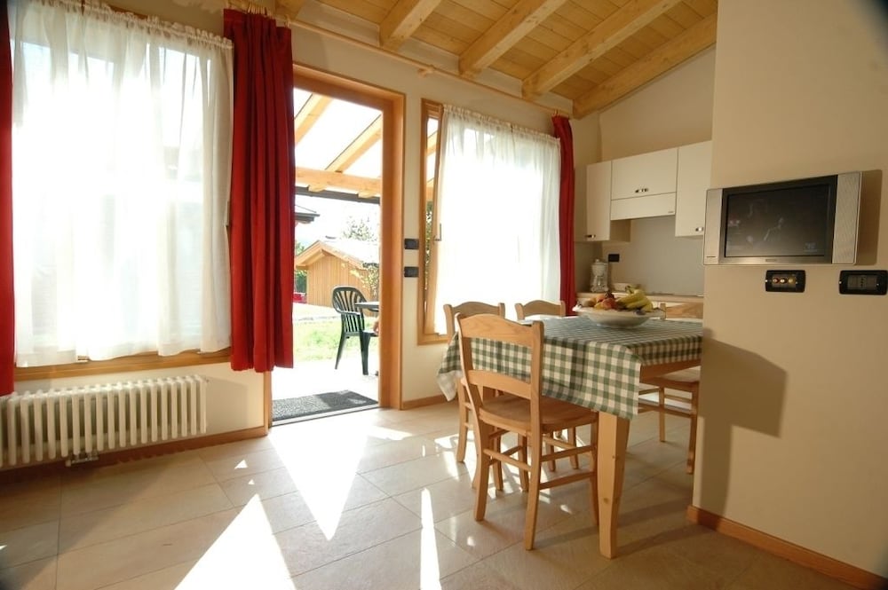 Standard Chalet, Multiple Beds, Mountain View photo 3