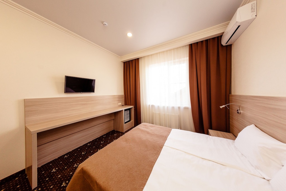 Standard Double or Twin Room photo 2