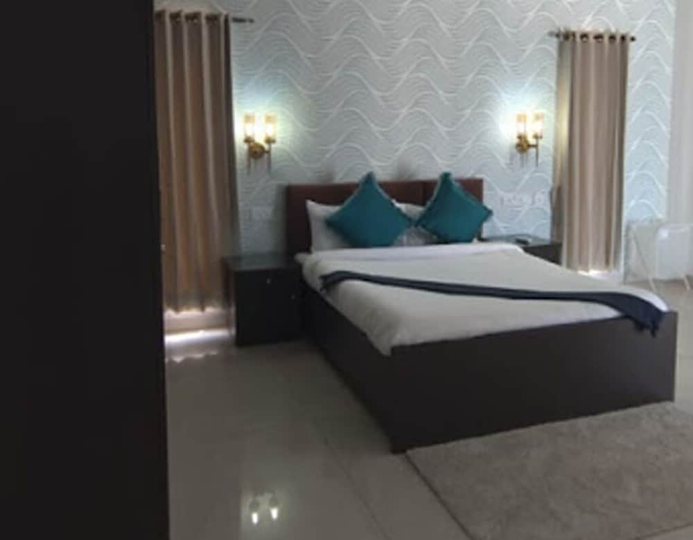Premium Villa