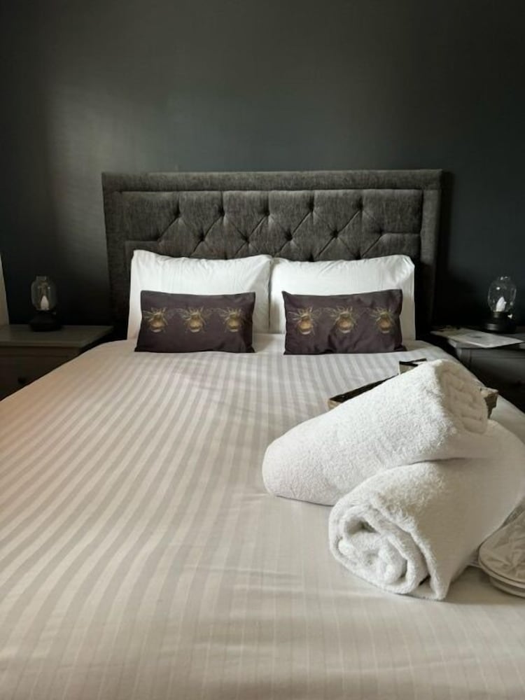Cottage, Ensuite