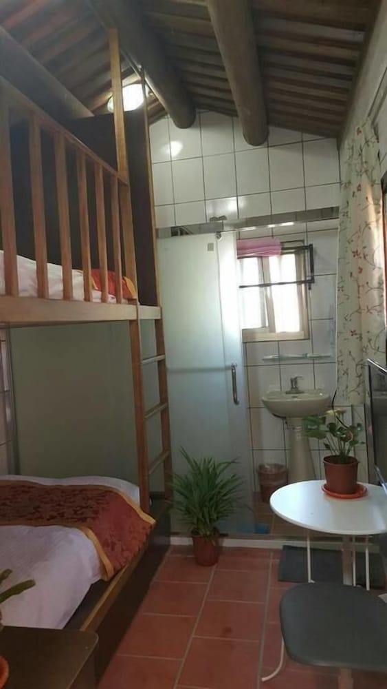 Basic Twin Room photo 1