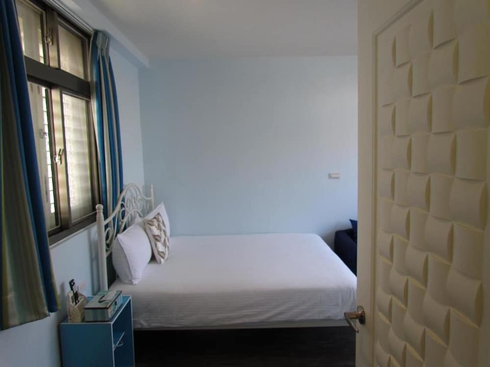 Standard Double Room (303-4f) photo 3