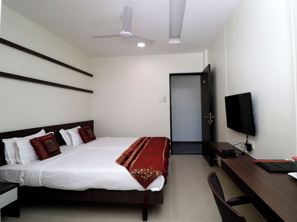 Executive Double Room, City View