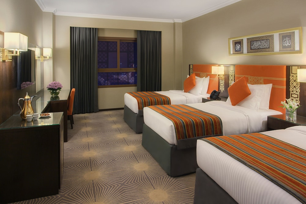 Executive Triple Room, City View