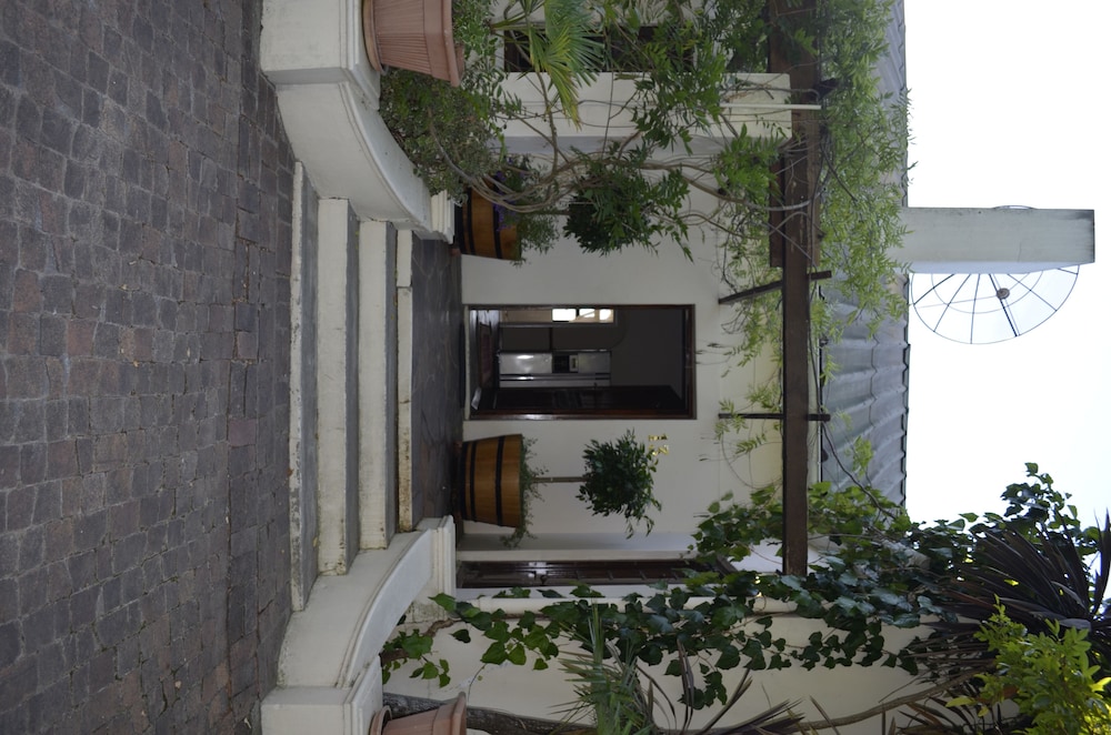 Family Suite - Photo 1