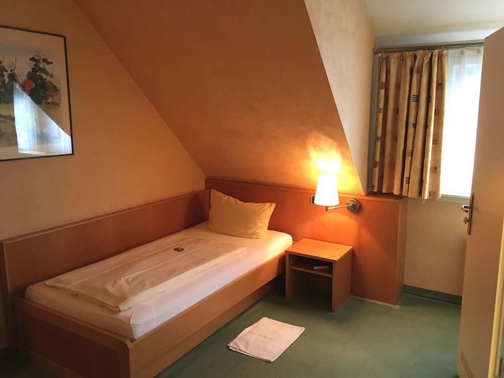 Single Room photo 1