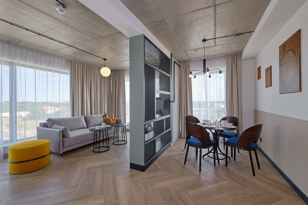 Apartment - Photo 1