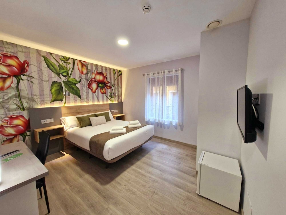 Standard Double Room, City View