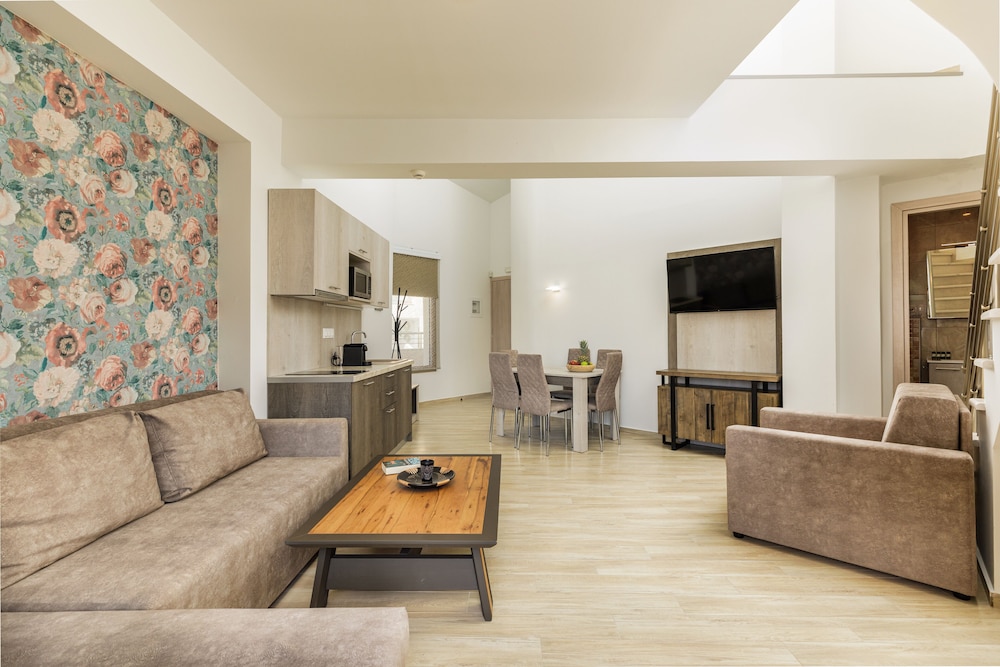 Family Suite photo 2