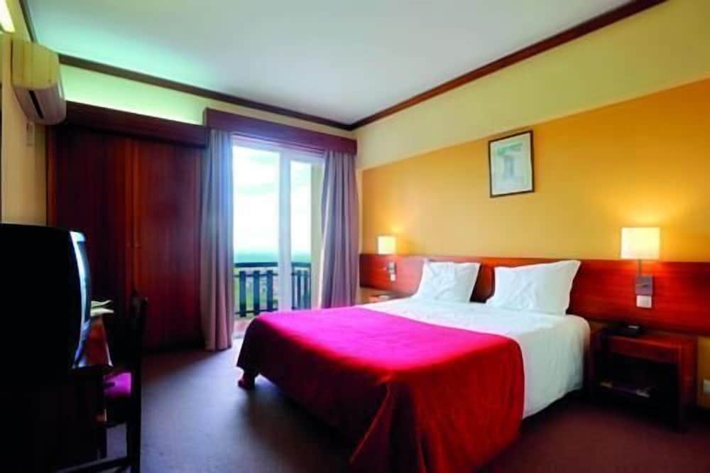 Double or Twin Room - Photo 1