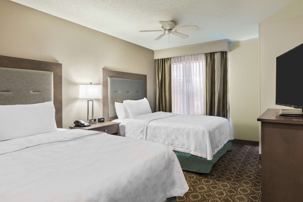 Suite, 2 Double Beds, Accessible, Bathtub (Mobility & Hearing) - Photo 1