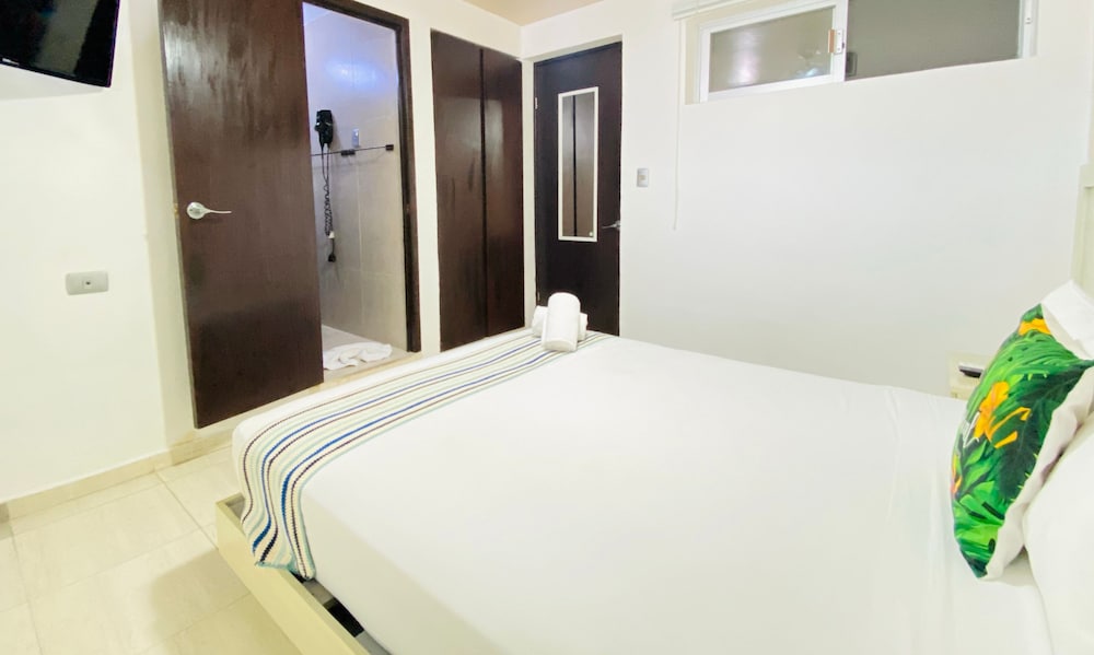 Basic Room (204) photo 3