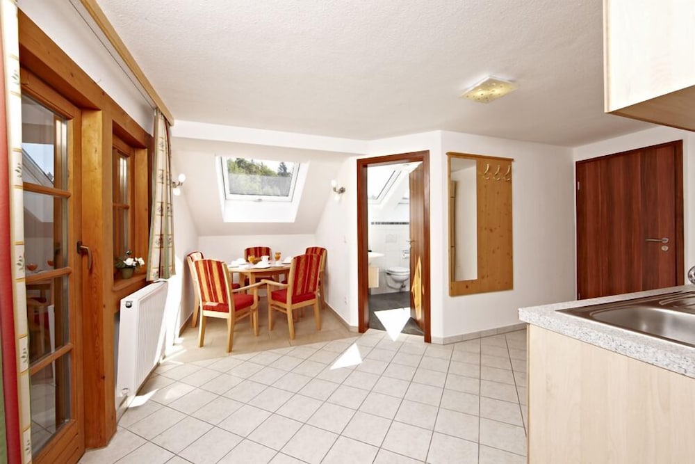 Family Apartment, 2 Bedrooms photo 3