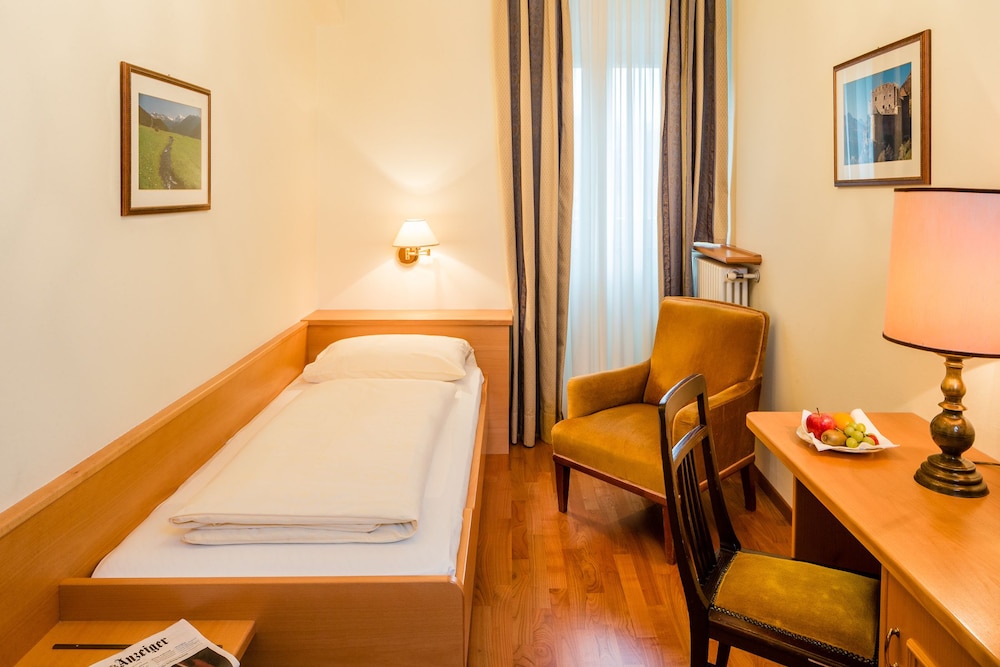 Economy Single Room