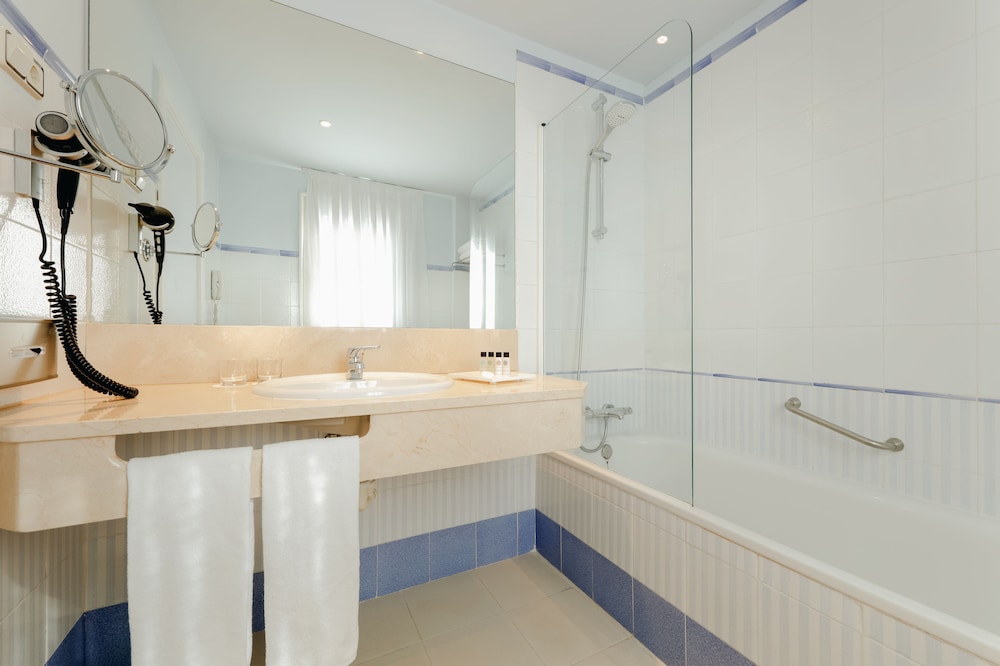 Basic Room - Photo 3
