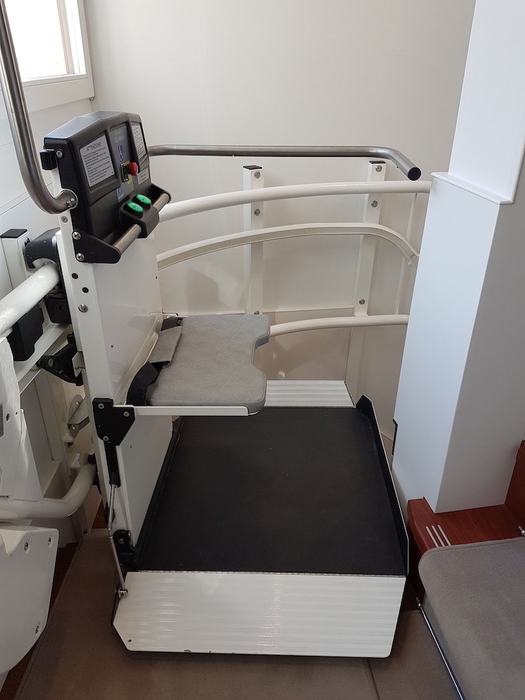Deluxe Apartment, 1 Bedroom, Canal View (separate entrance with stair lift)