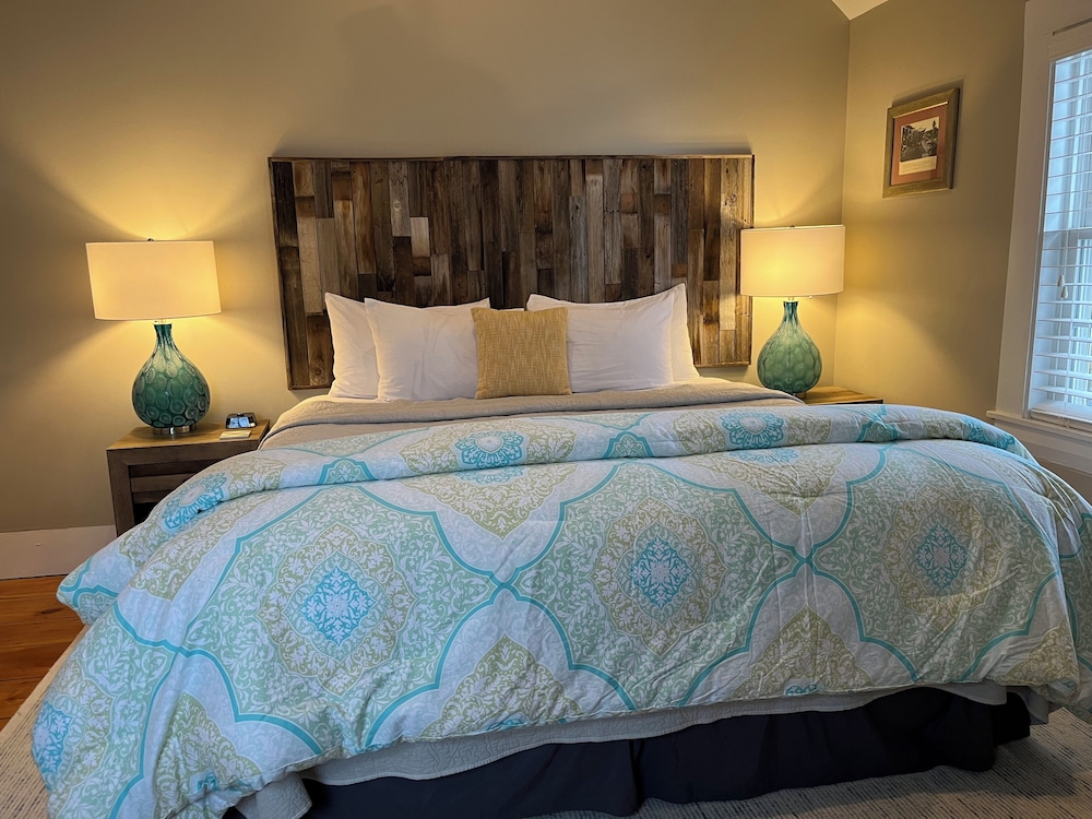 Premier Room