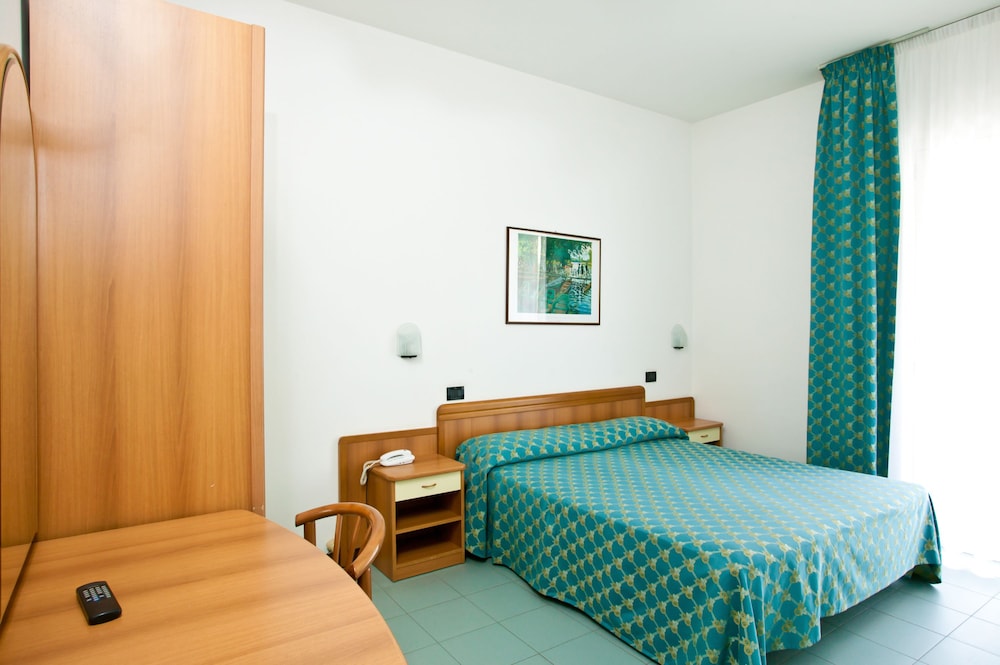 Triple Room, Balcony photo 2