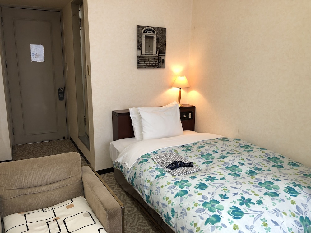 Single Room With Bath Room photo 1