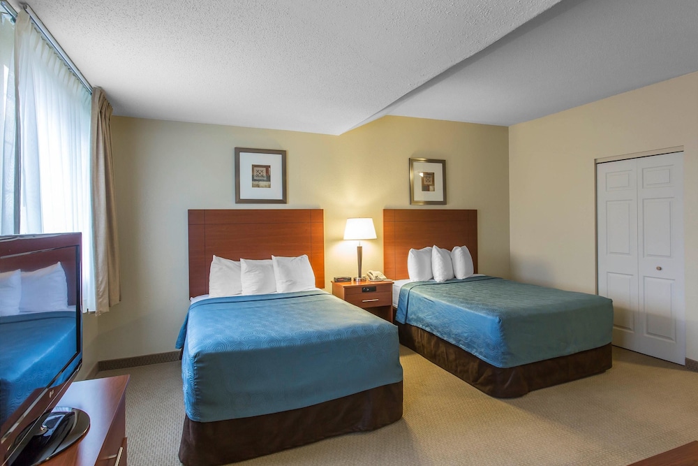 Suite, Multiple Beds, Accessible, Non Smoking - Photo 4