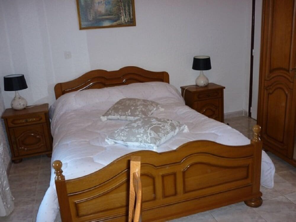 Quadruple Room - Photo 7
