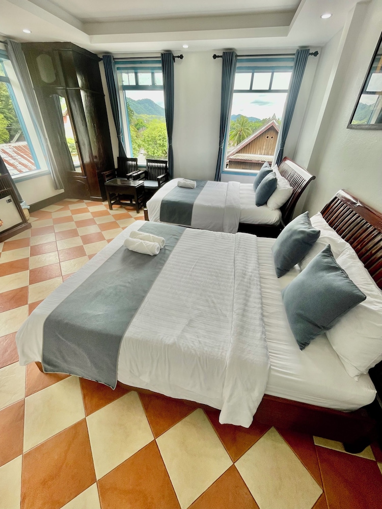 Family Quadruple Room, City View - Photo 6