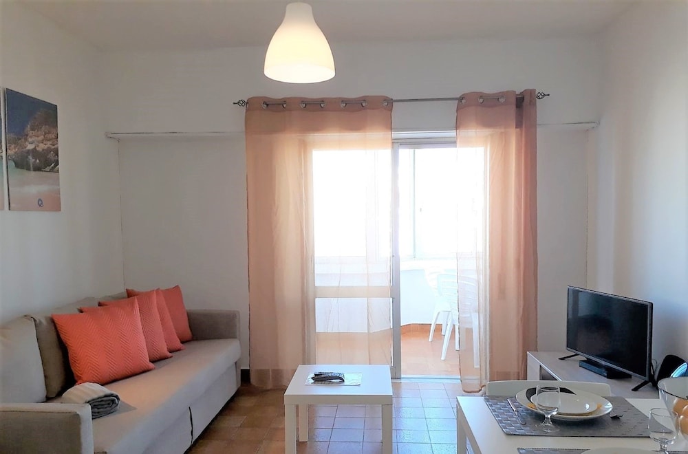 Apartment photo 1