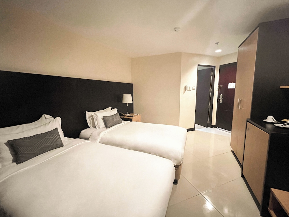 Standard Room, No Windows - Photo 4