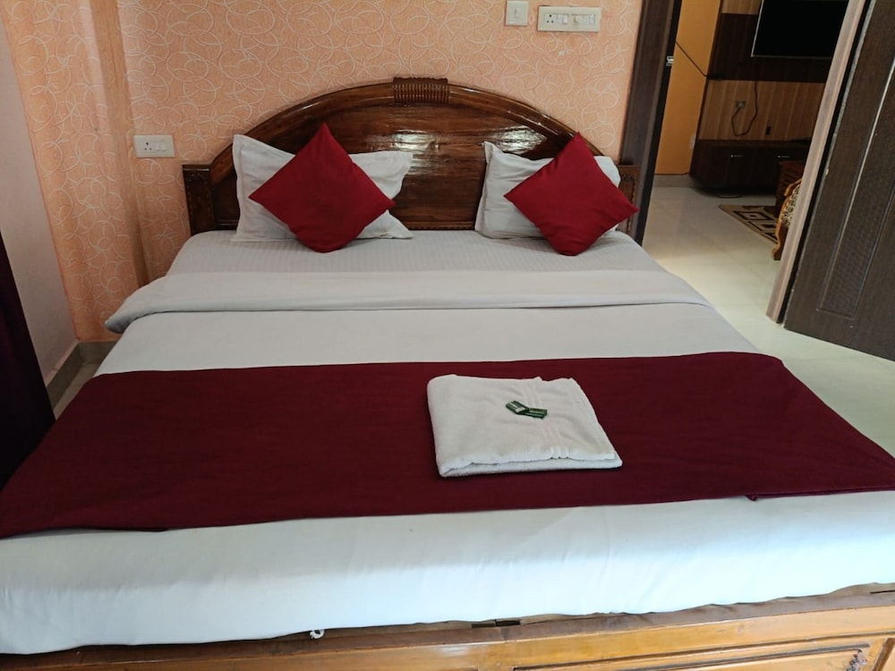 Deluxe Double Room, Kitchen, City View photo 2