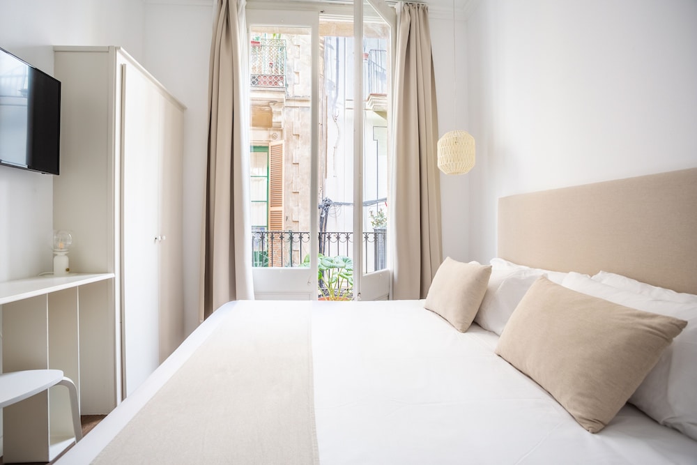 Superior Double or Twin Room photo 3