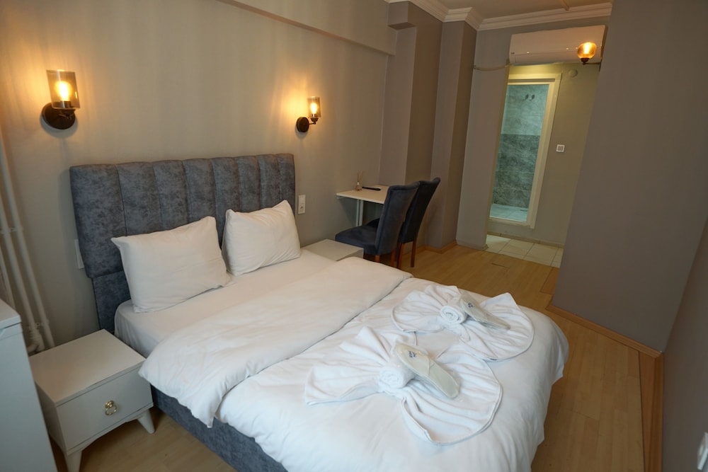 Standard Double Room photo 3