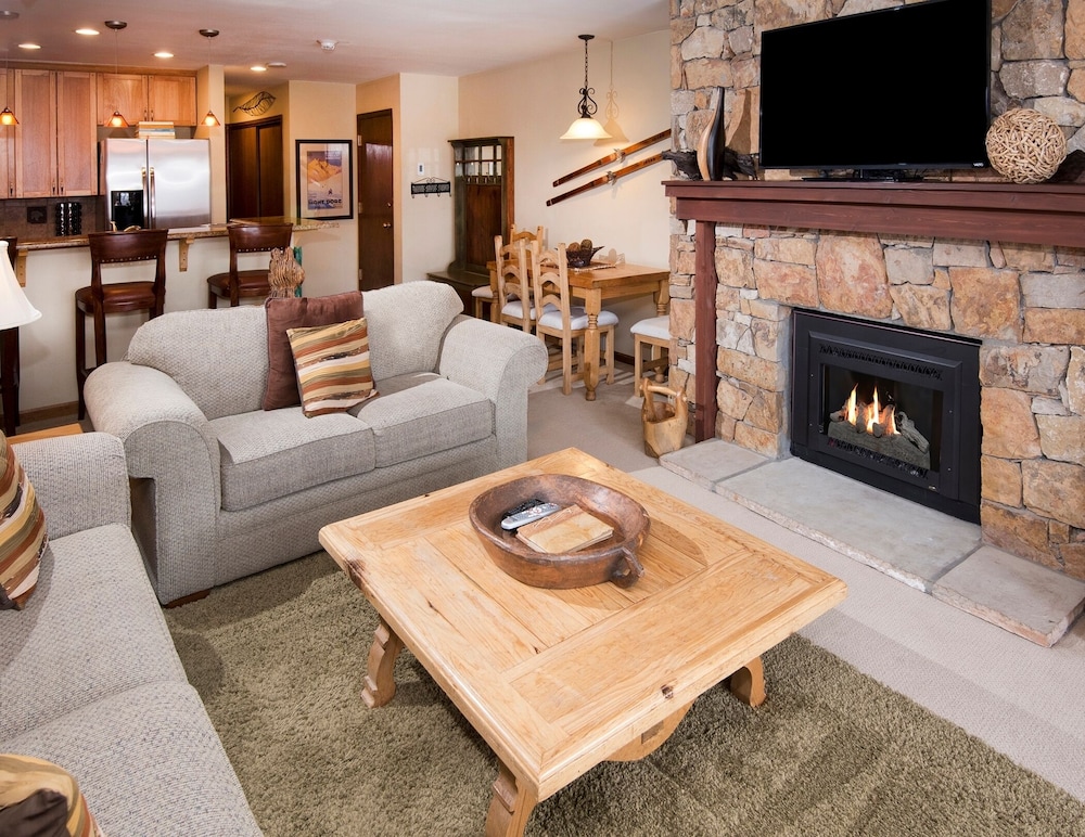 Condo, 1 Bedroom