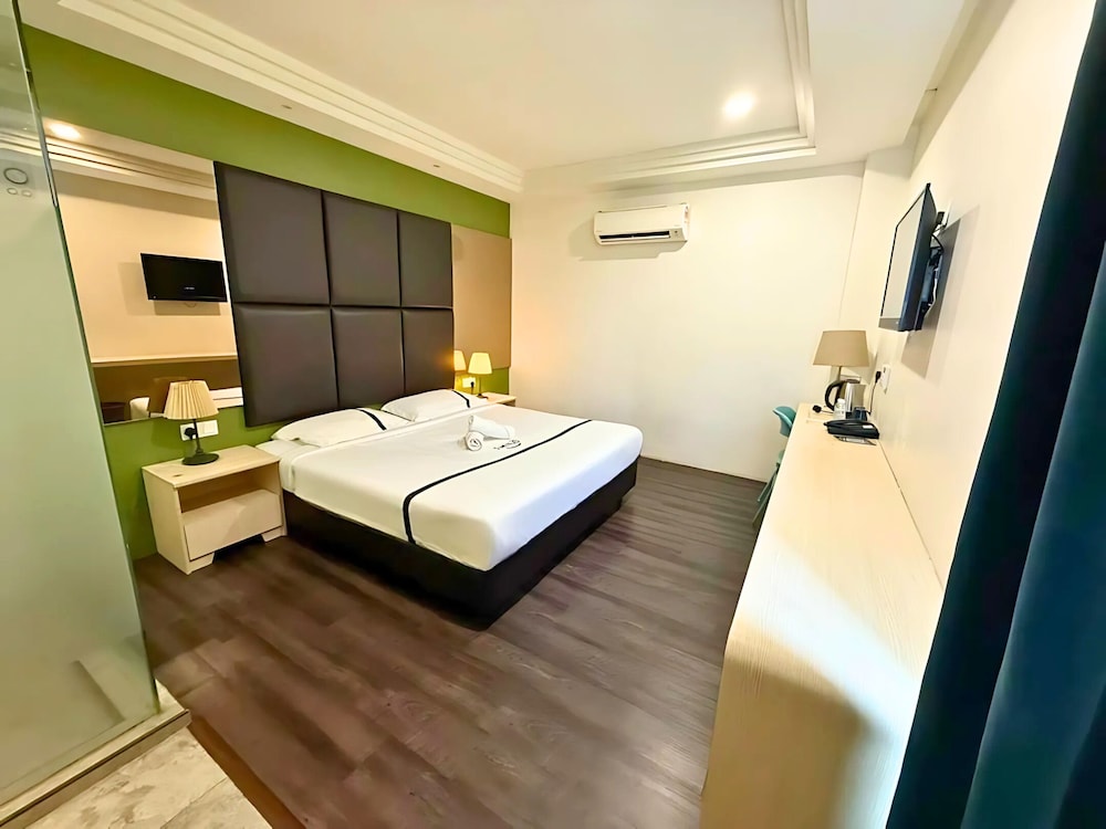 Deluxe Room - Photo 1