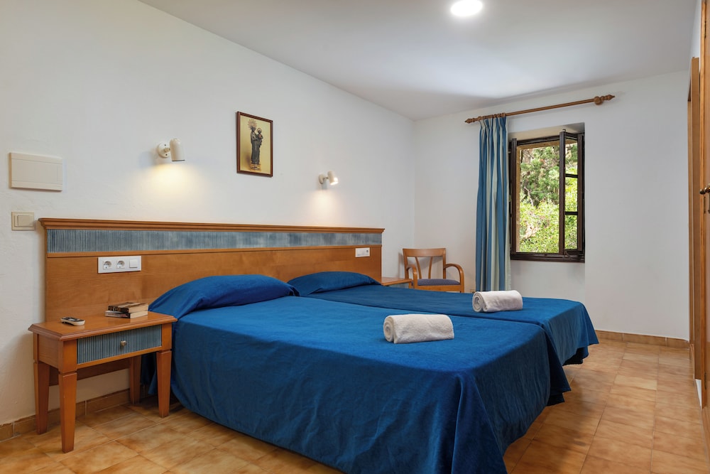 Standard Room photo 2