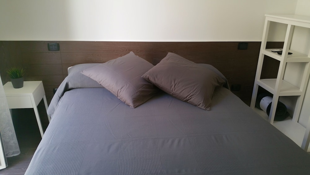 Economy Double Room, Balcony