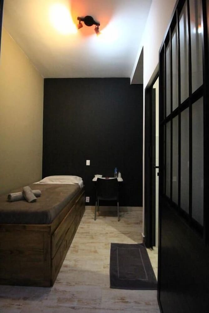 Economy Room photo 2