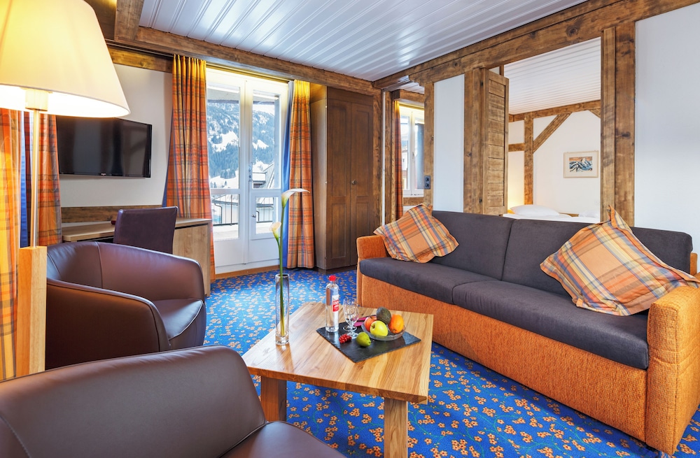 Comfort Double Room, Balcony (Plus, with separate sofa area) - Photo 4