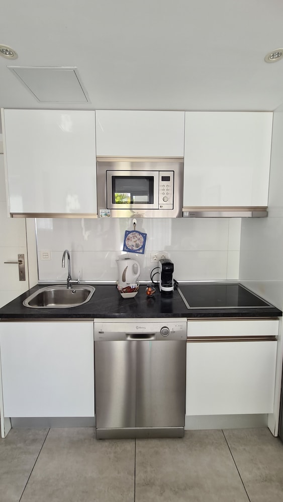Apartment, 1 Bedroom, Accessible, Smoking photo 2