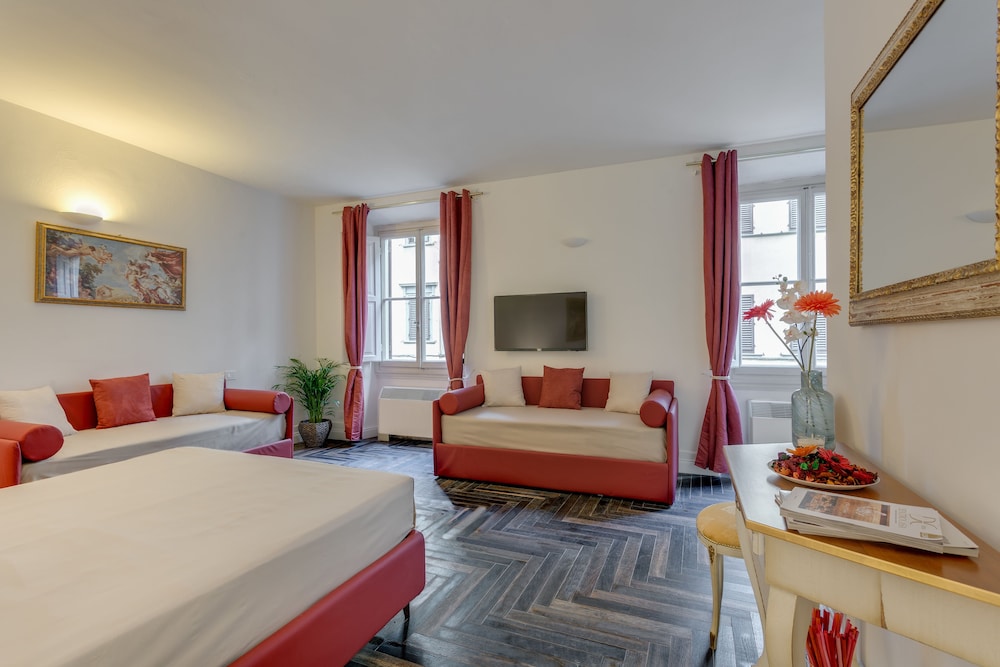 Quadruple Room, City View photo 3