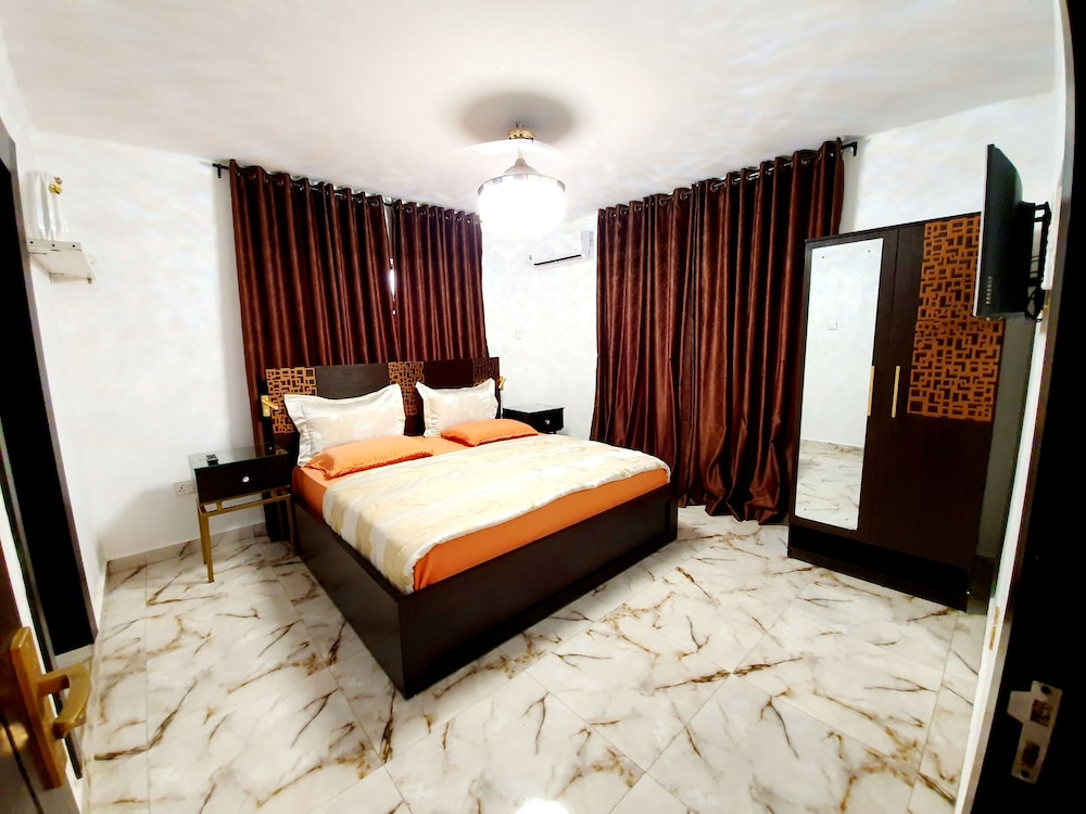 Luxury Apartment, 3 Bedrooms, Kitchen photo 1
