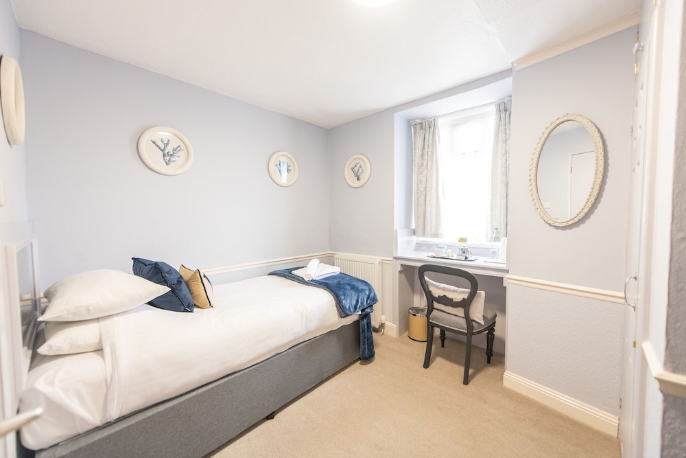 Superior Single Room