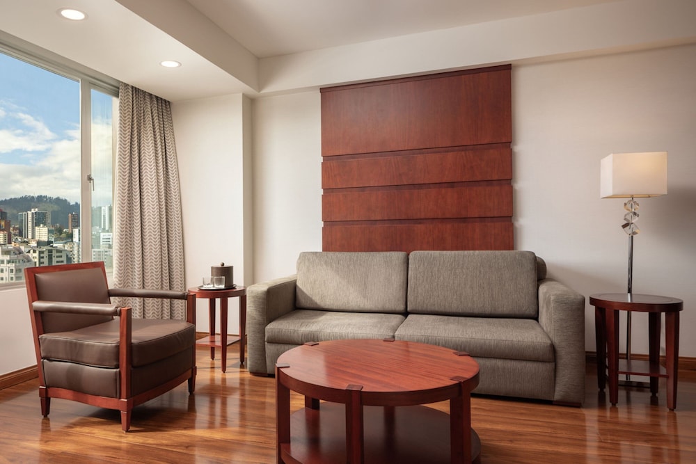 Suite, 1 Bedroom (City View) - Photo 7