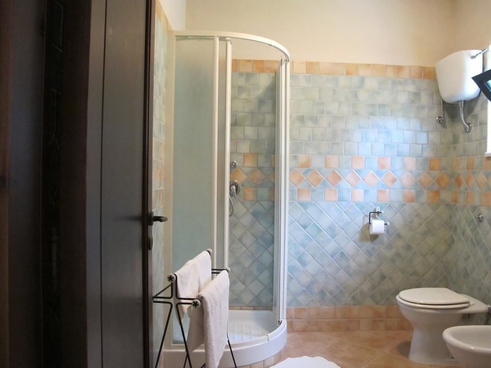 Double Or Twin Room photo 3